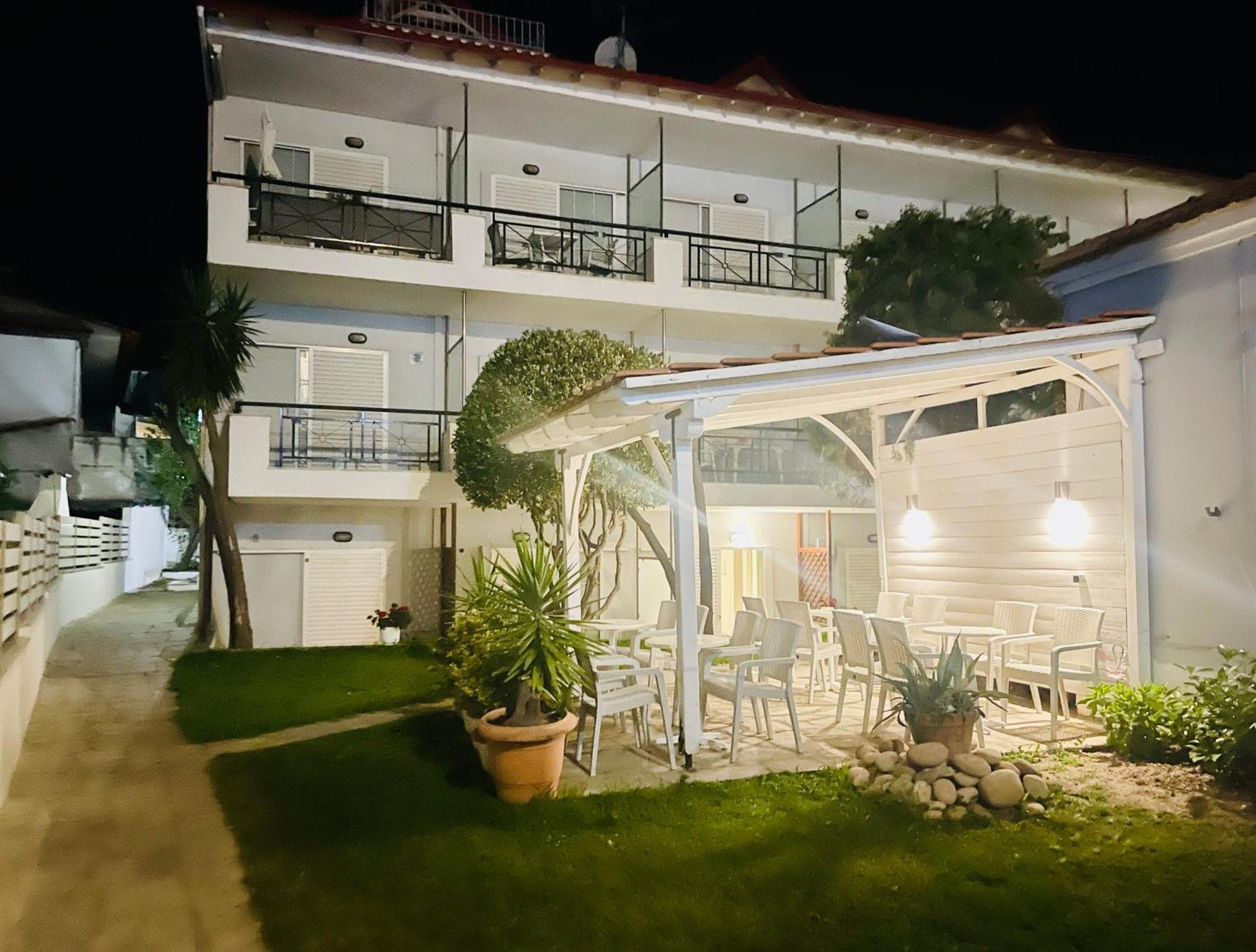 Thalassa Garden Studios 페프코초리 외부 사진